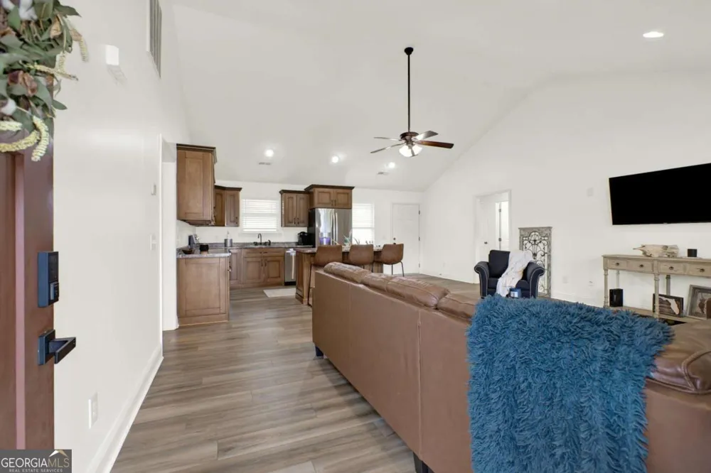 210 Madison DR SW Calhoun, GA 30701
