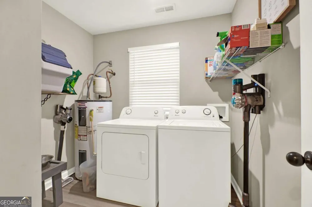 210 Madison DR SW Calhoun, GA 30701