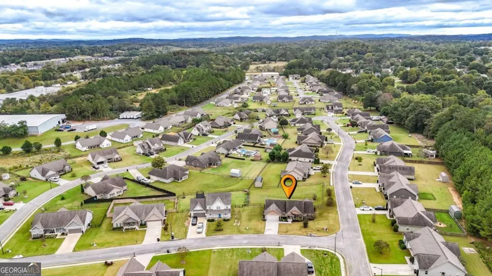 210 Madison DR SW Calhoun, GA 30701