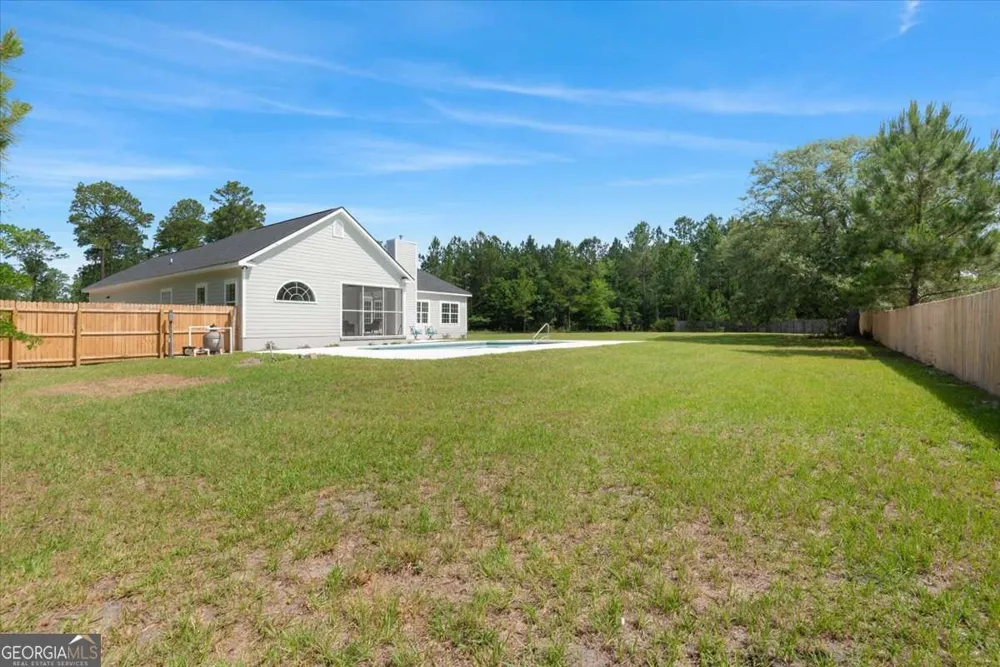 2657 Horseshoe CV Waverly, GA 31565
