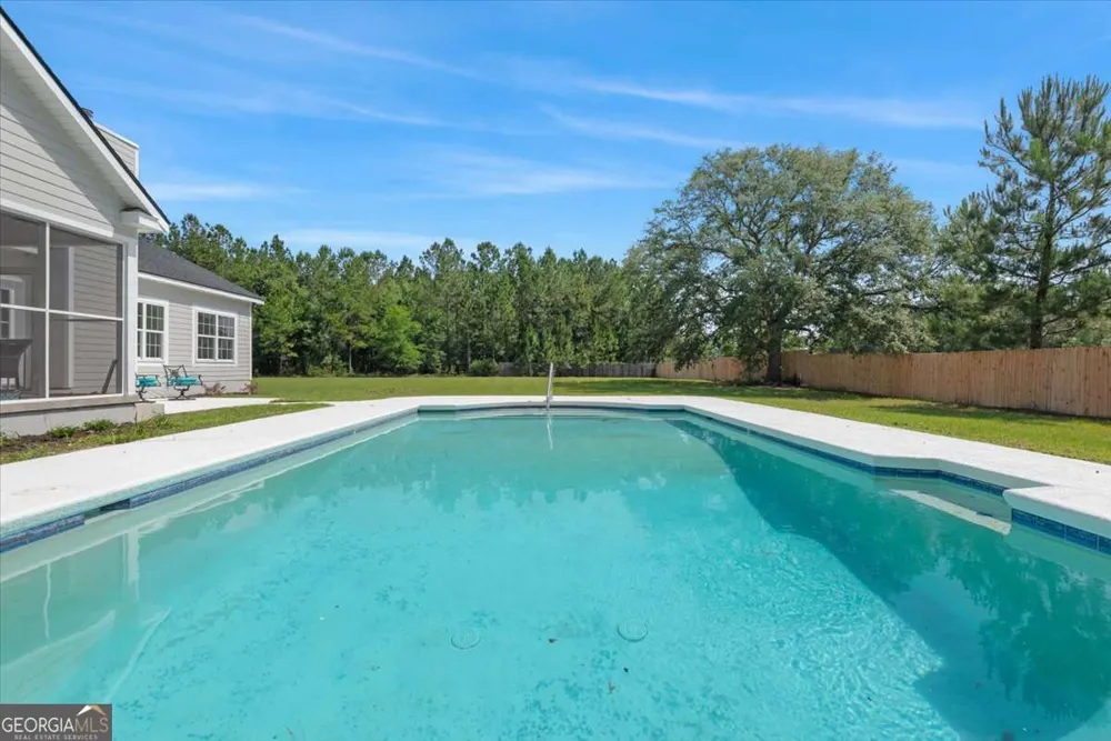 2657 Horseshoe CV Waverly, GA 31565