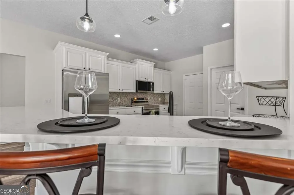 2657 Horseshoe CV Waverly, GA 31565