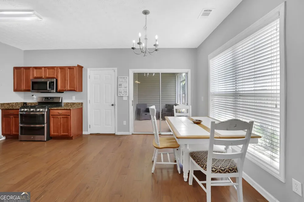 203 Quince RD Canton, GA 30114