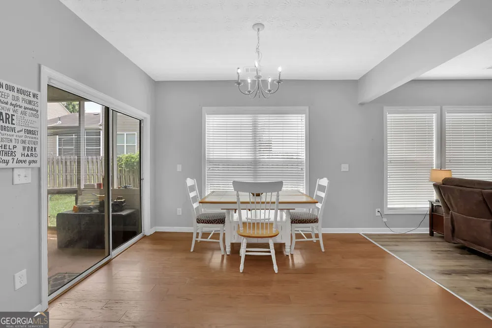 203 Quince RD Canton, GA 30114