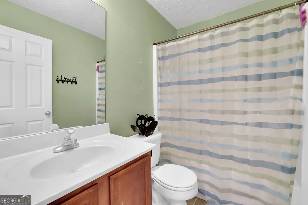 203 Quince RD Canton, GA 30114