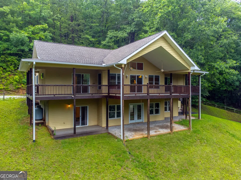 29/55 Cool Spring LN Clayton, GA 30525