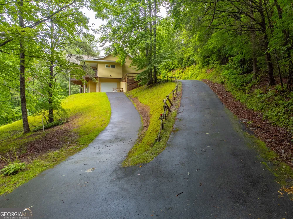 29/55 Cool Spring LN Clayton, GA 30525
