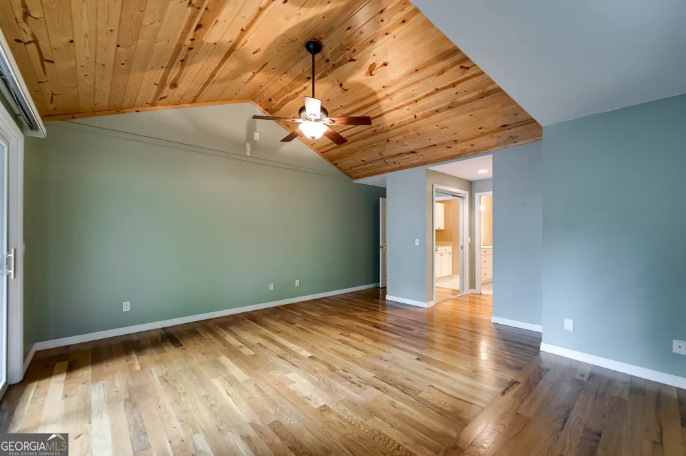 29/55 Cool Spring LN Clayton, GA 30525