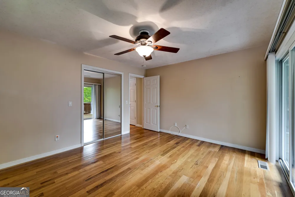 29/55 Cool Spring LN Clayton, GA 30525