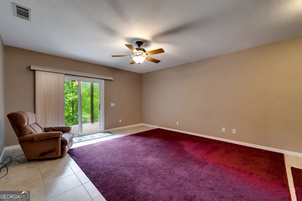 29/55 Cool Spring LN Clayton, GA 30525
