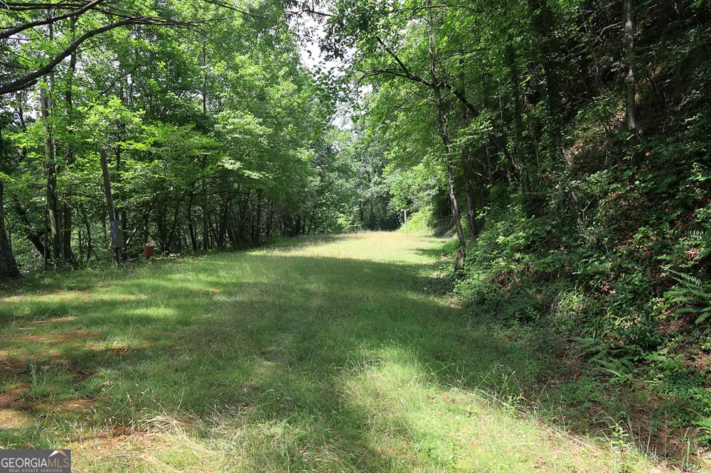 29/55 Cool Spring LN Clayton, GA 30525