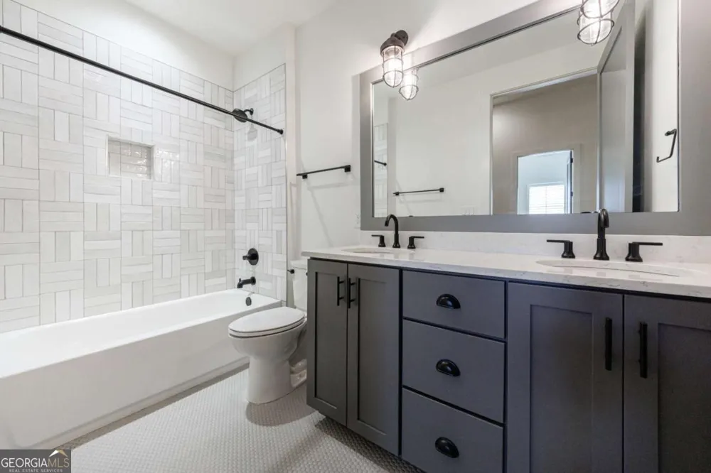 505 Juniper LN Fayetteville, GA 30214