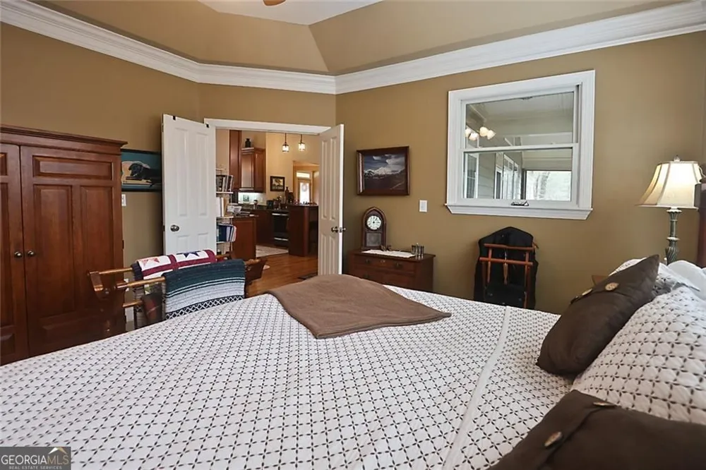 42 Crooked Branch DR Clayton, GA 30525