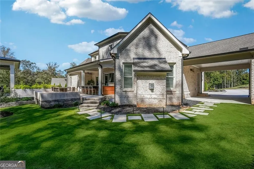 1099 Bream DR Milton, GA 30004