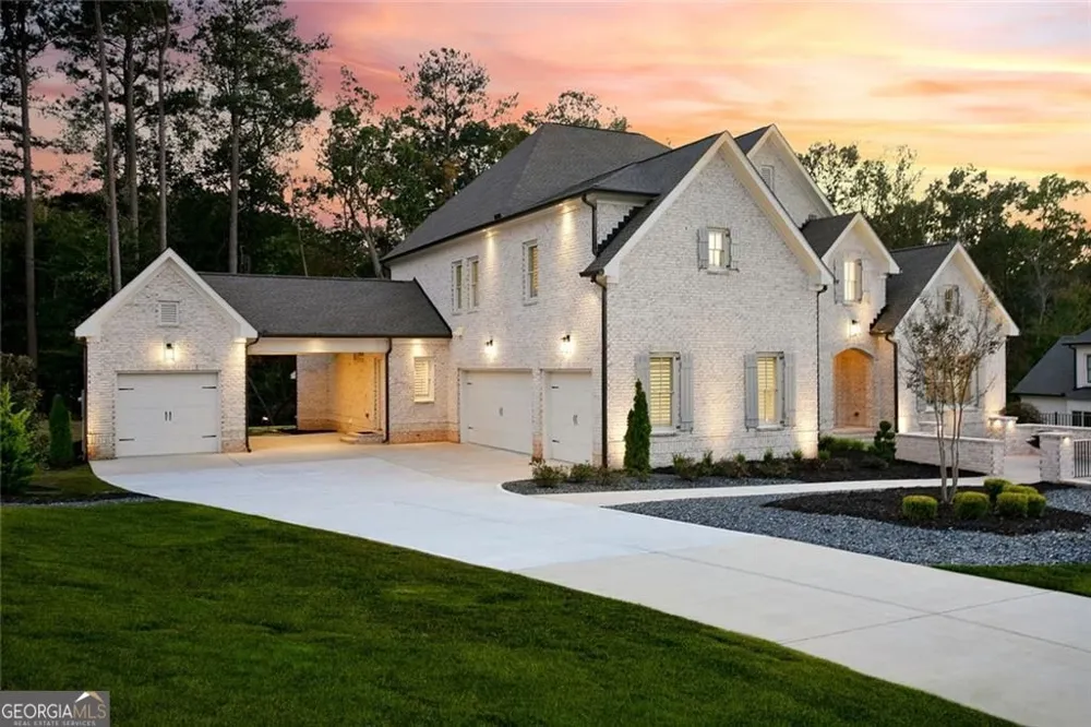 1099 Bream DR Milton, GA 30004