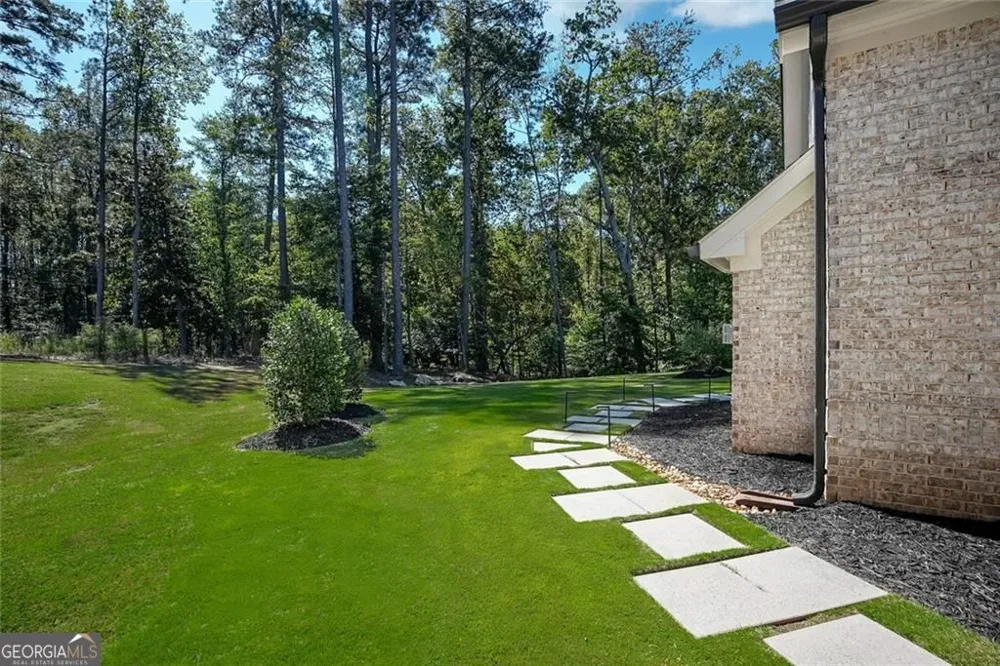 1099 Bream DR Milton, GA 30004