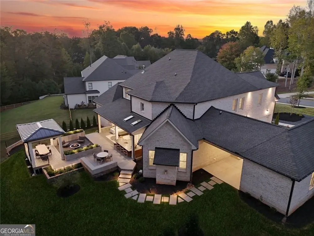 1099 Bream DR Milton, GA 30004