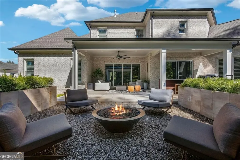 1099 Bream DR Milton, GA 30004