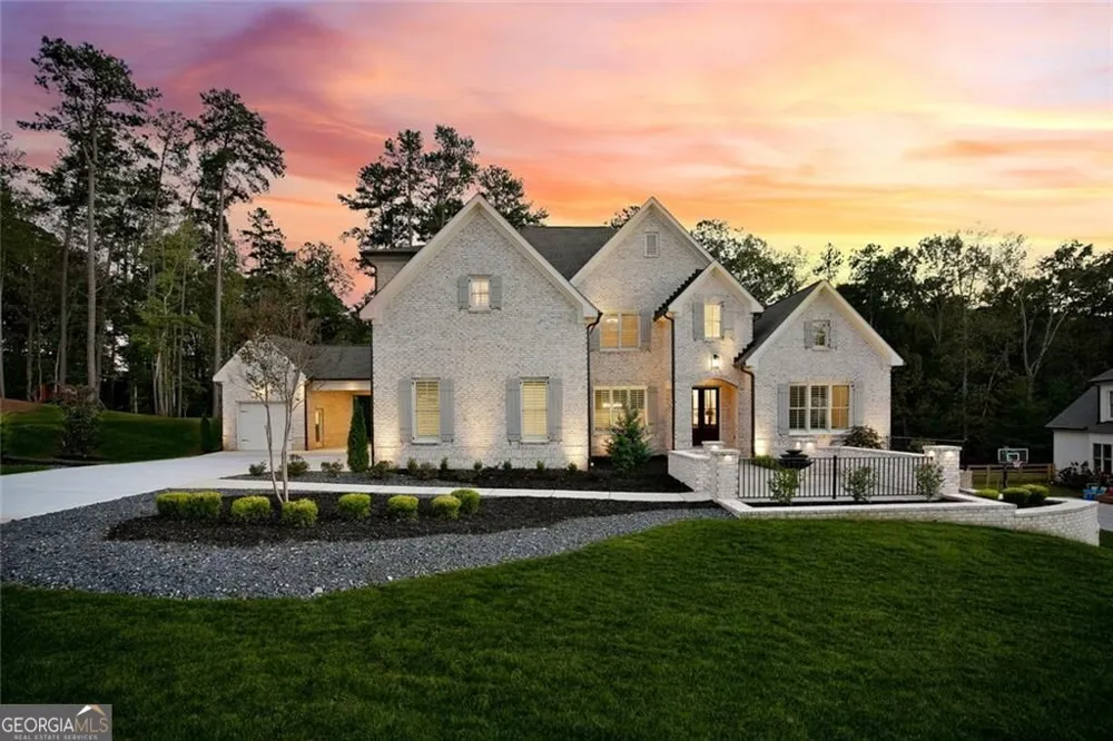 1099 Bream DR Milton, GA 30004