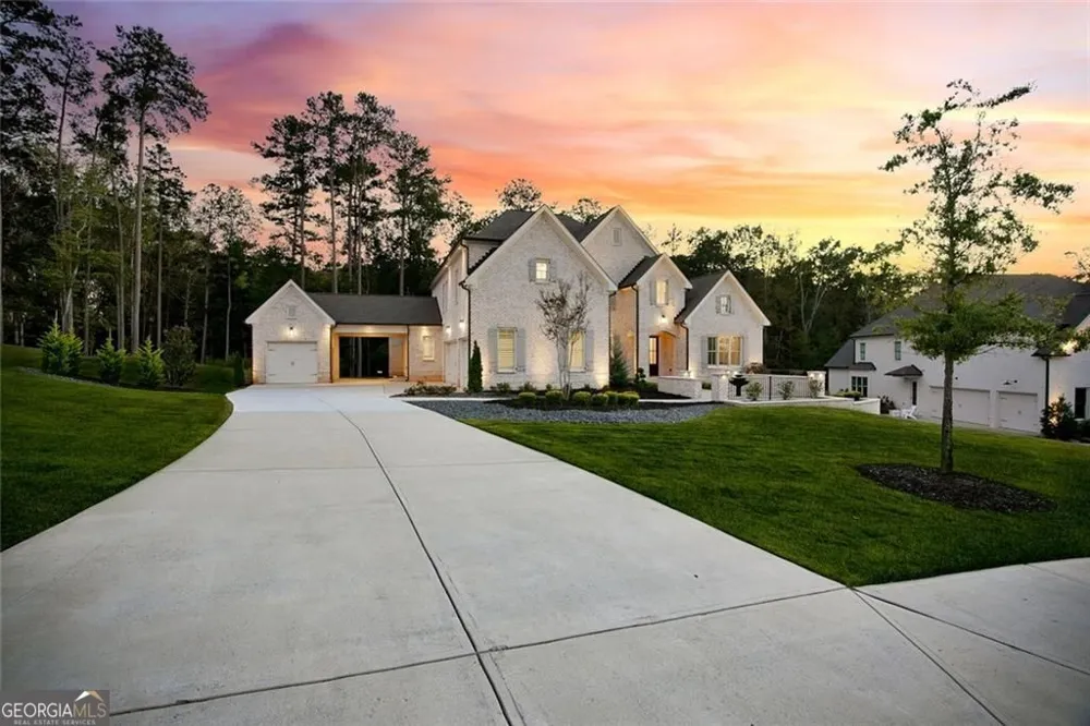 1099 Bream DR Milton, GA 30004