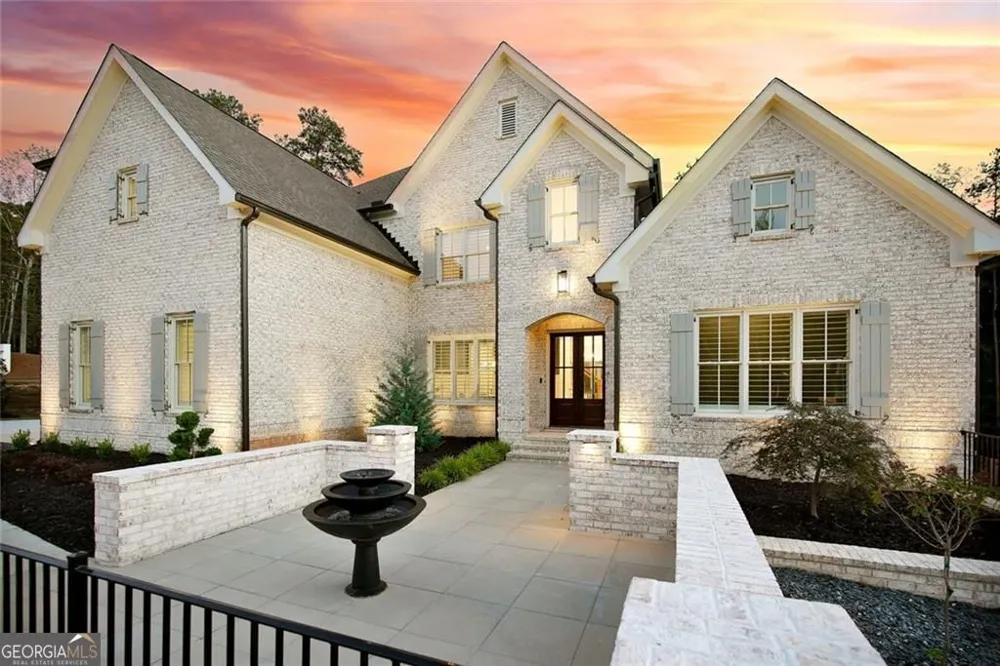 1099 Bream DR Milton, GA 30004