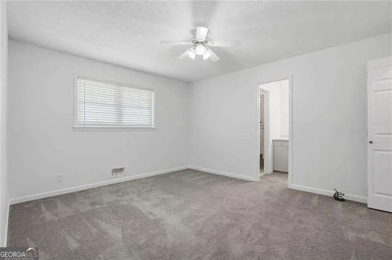 128 Mcneal RD Winder, GA 30680