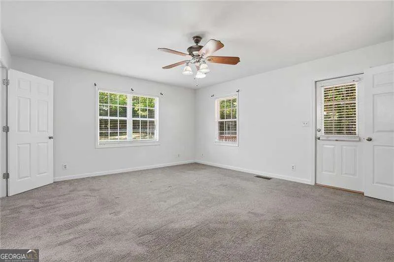 128 Mcneal RD Winder, GA 30680