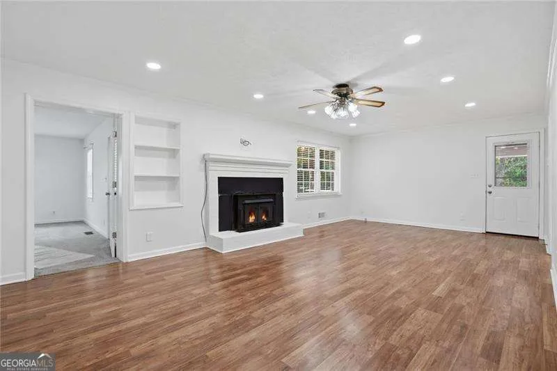 128 Mcneal RD Winder, GA 30680