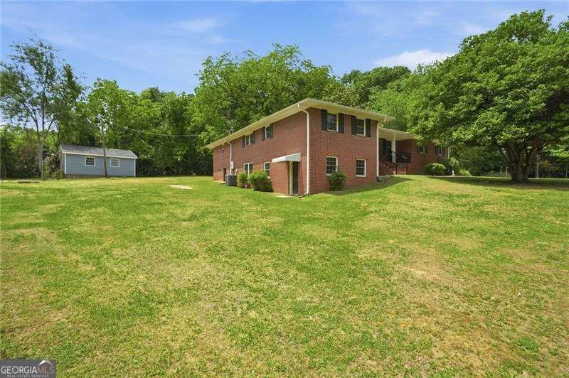 128 Mcneal RD Winder, GA 30680