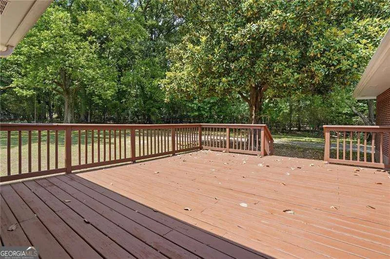 128 Mcneal RD Winder, GA 30680