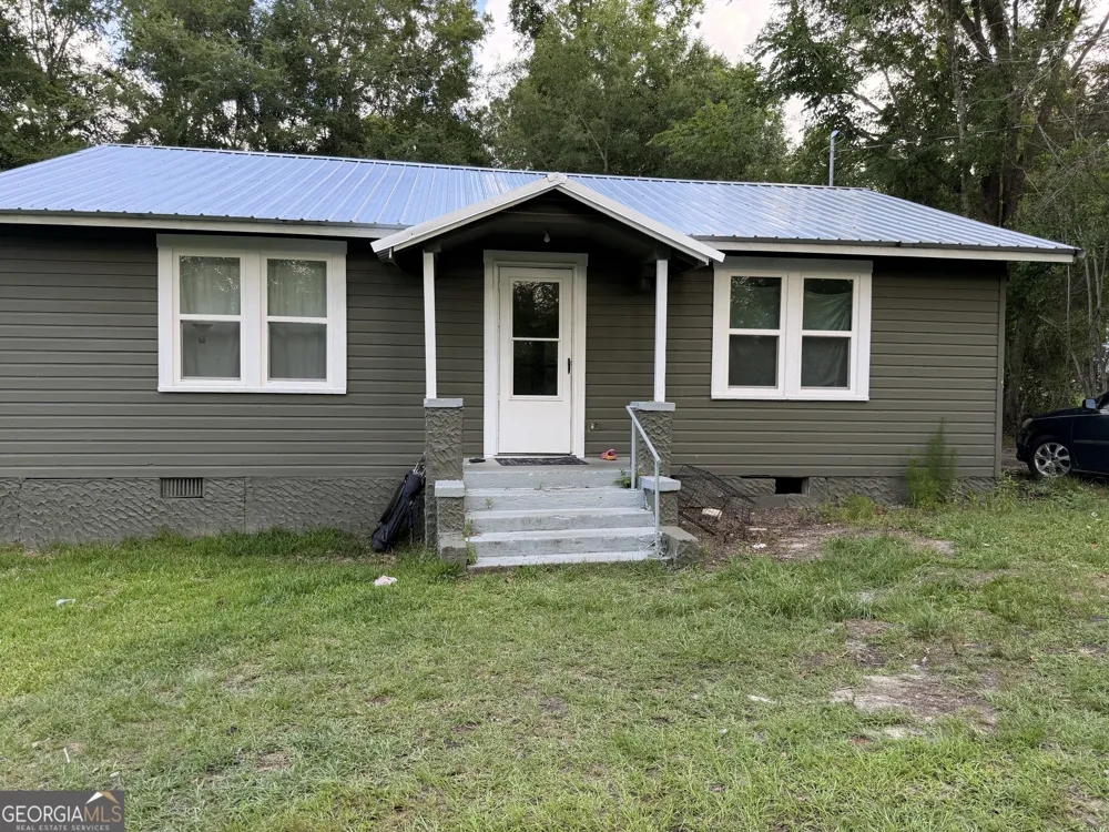 1114 Stephens ST Soperton, GA 30457