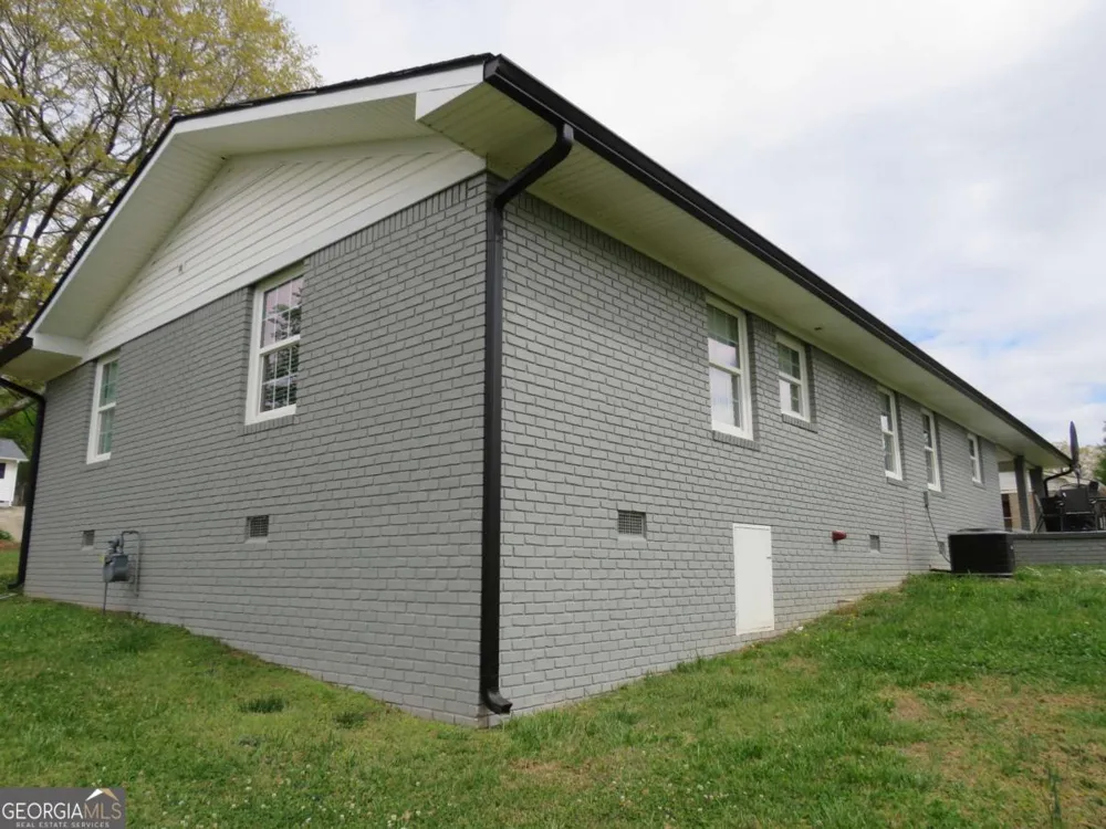 618 Hillside DR Cedartown, GA 30125