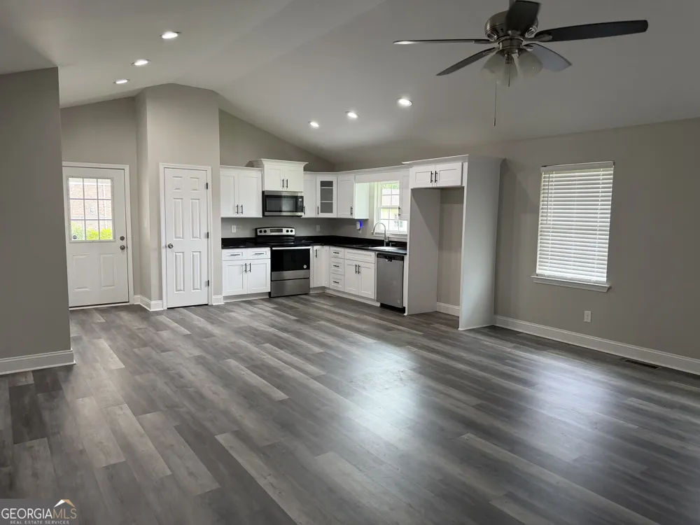 618 Hillside DR Cedartown, GA 30125
