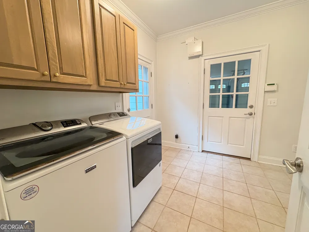 1155 Co Rd 517 Lanett, AL 36863