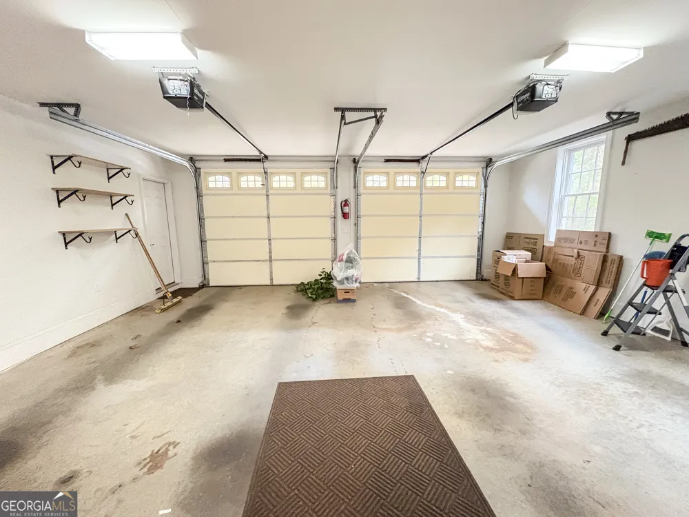 1155 Co Rd 517 Lanett, AL 36863