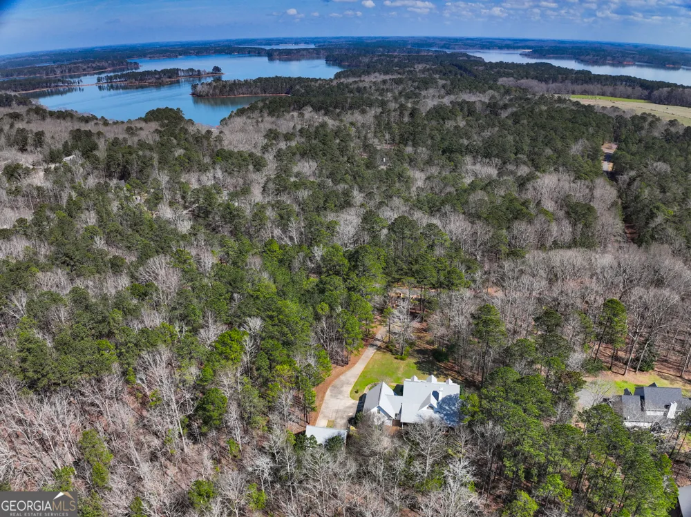 1155 Co Rd 517 Lanett, AL 36863
