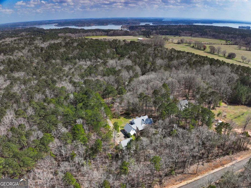 1155 Co Rd 517 Lanett, AL 36863