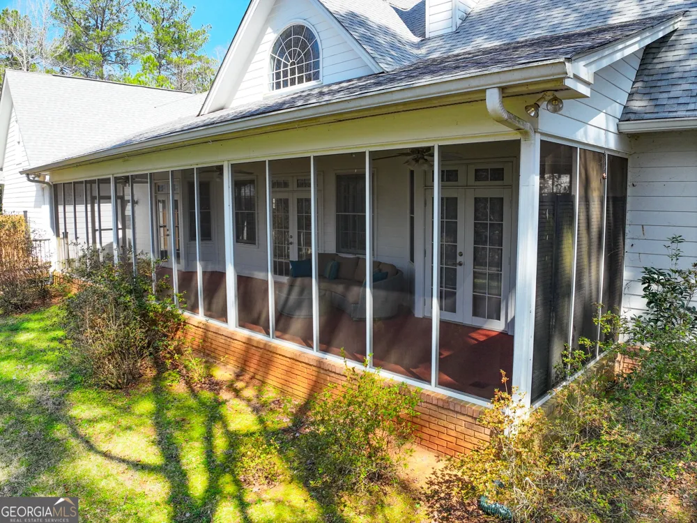 1155 Co Rd 517 Lanett, AL 36863