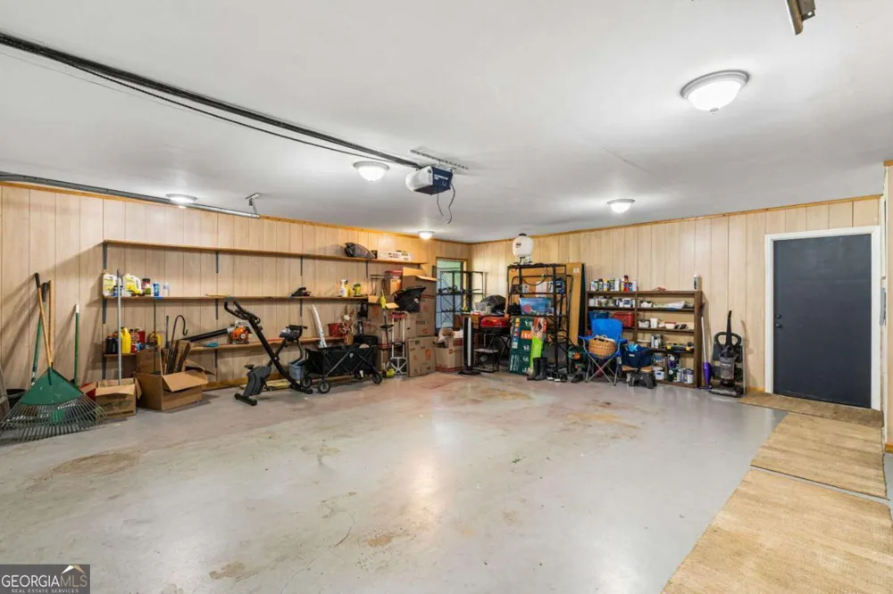 5686 Pine Crest RD Young Harris, GA 30582