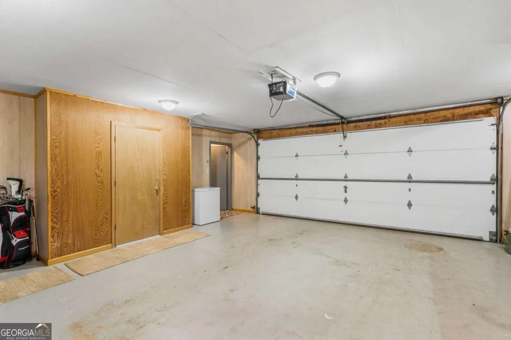 5686 Pine Crest RD Young Harris, GA 30582