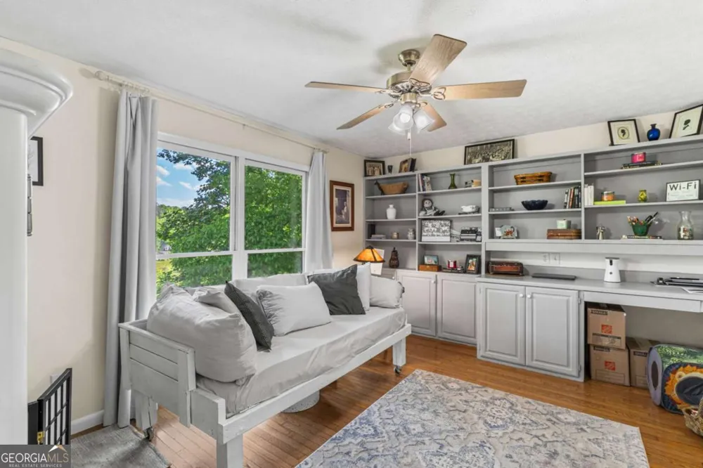 5686 Pine Crest RD Young Harris, GA 30582