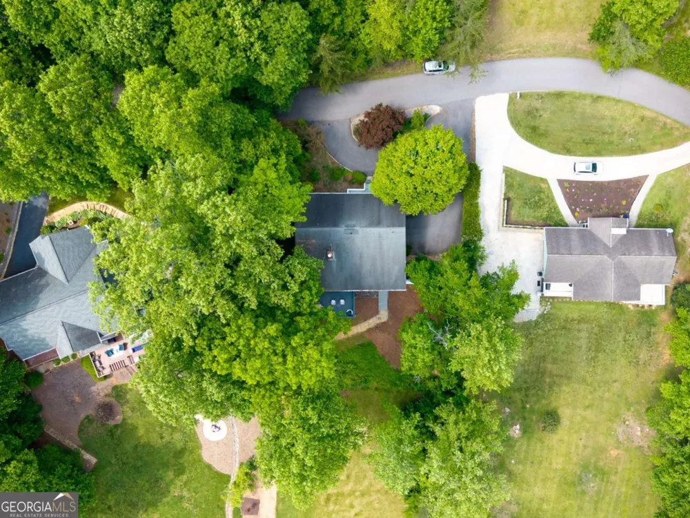 5686 Pine Crest RD Young Harris, GA 30582