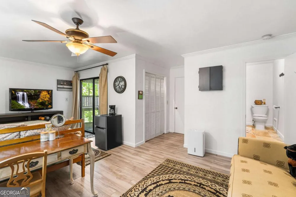 5686 Pine Crest RD Young Harris, GA 30582