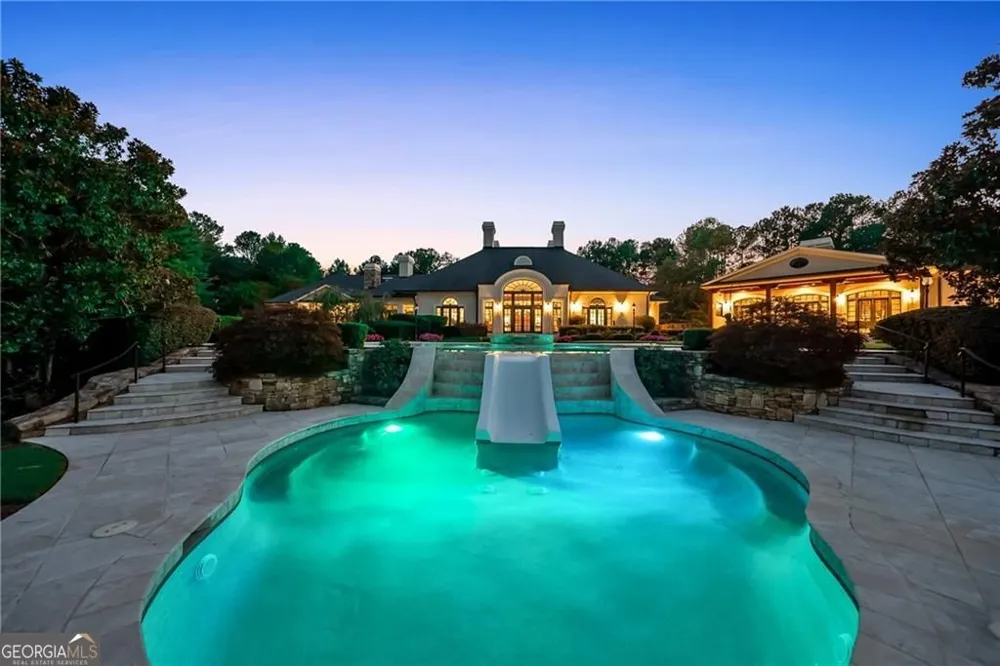 811 Hawks Nest CT Ball Ground, GA 30107