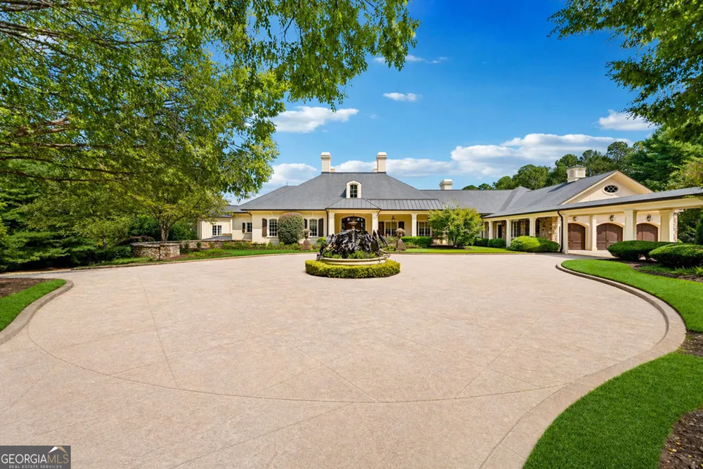 811 Hawks Nest CT Ball Ground, GA 30107