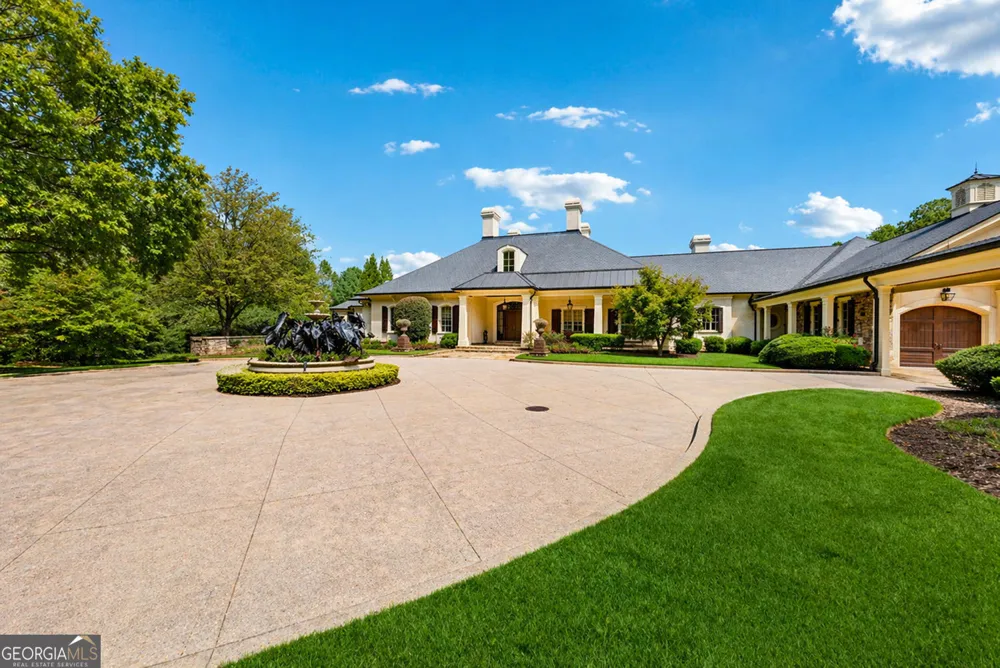 811 Hawks Nest CT Ball Ground, GA 30107