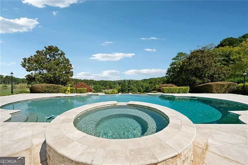 811 Hawks Nest CT Ball Ground, GA 30107