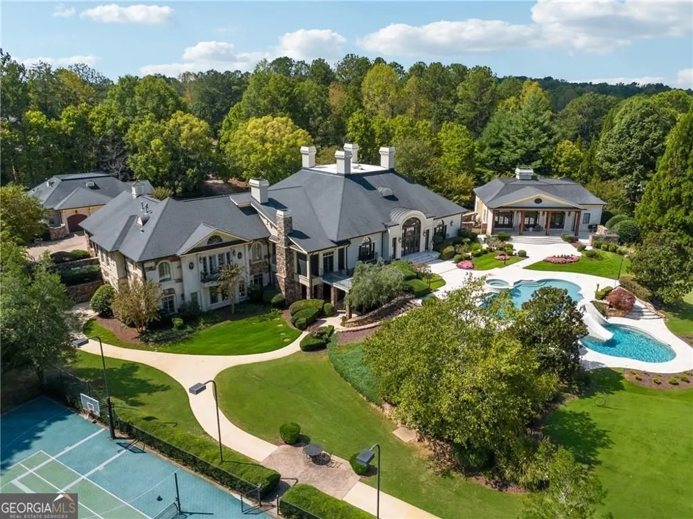 811 Hawks Nest CT Ball Ground, GA 30107