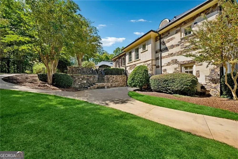 811 Hawks Nest CT Ball Ground, GA 30107
