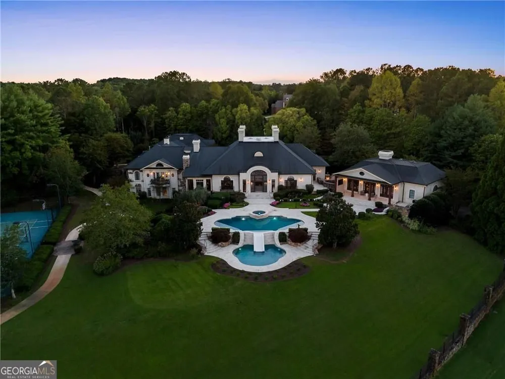 811 Hawks Nest CT Ball Ground, GA 30107
